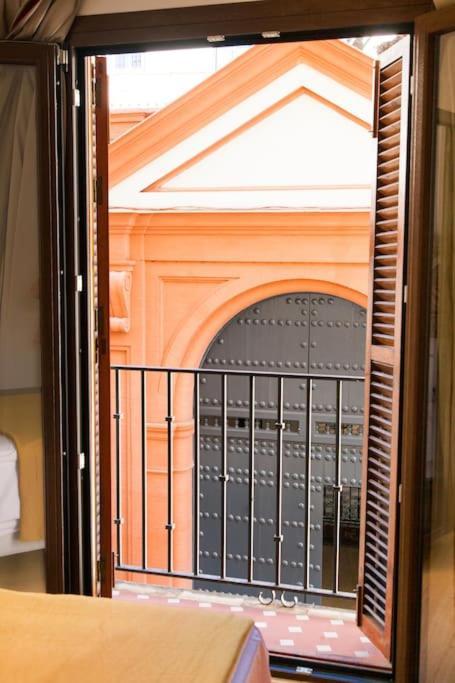 Modern & Nice Apartment. Old Town. Private Parking Sevilla Exteriér fotografie